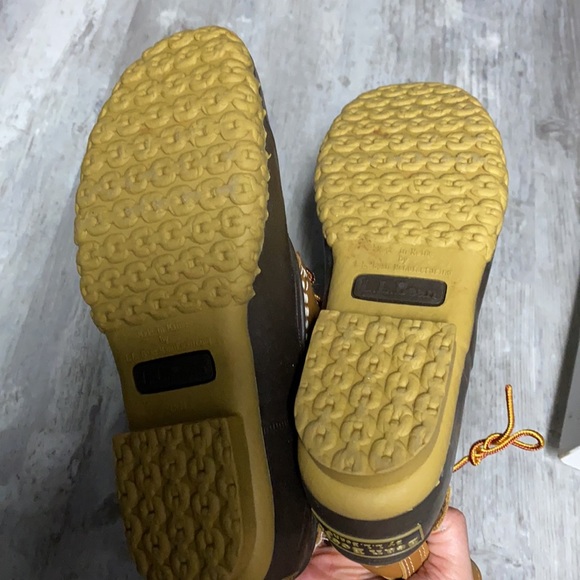 LL Bean Never Worn Bean Boots 7N - Picture 5 of 6